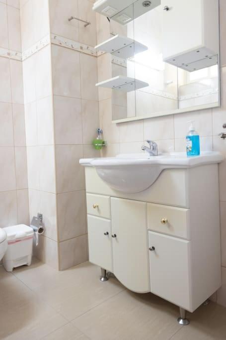3 Bedroom Apt, Free Wifi & Ac, Cidadela - Lcgr Praia Exterior photo